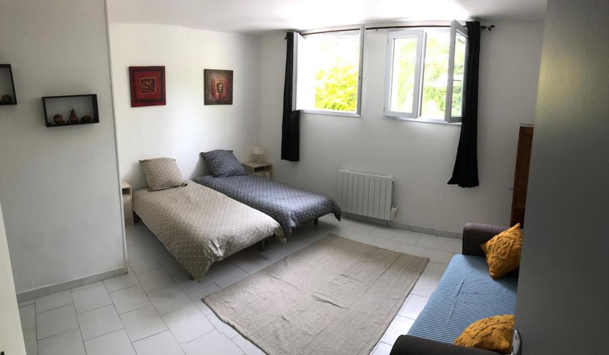 Les Gites De La Mare Saint-Manvieu-Norrey Esterno foto