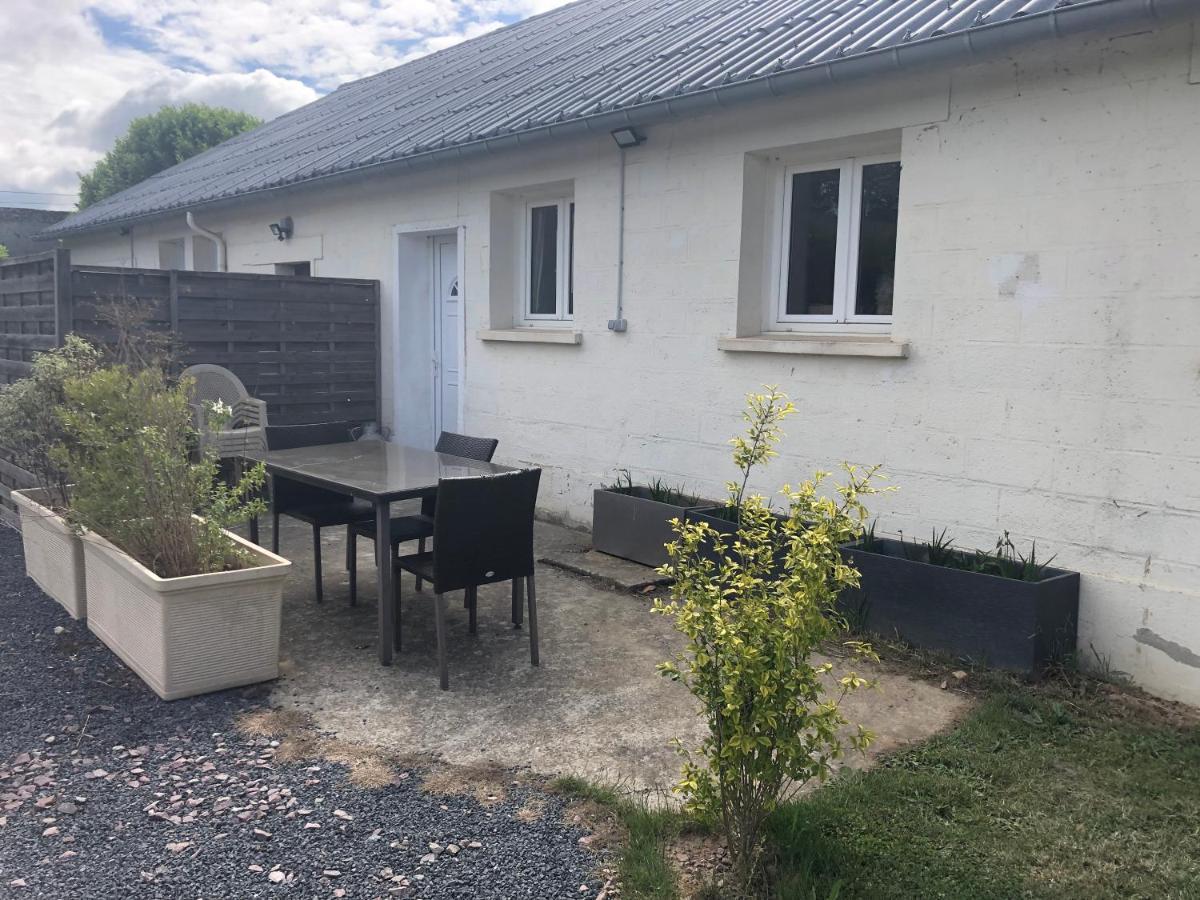 Les Gites De La Mare Saint-Manvieu-Norrey Esterno foto